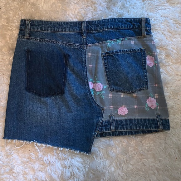 Urban Outfitters Patchwork Floral Mini Denim Skirt - Picture 3 of 6